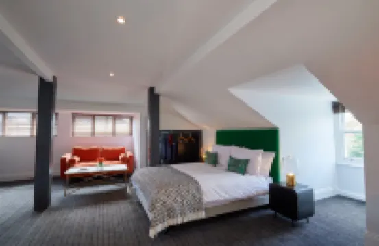 普特尼小屋飯店 M&S Southfields Foodhall附近的飯店