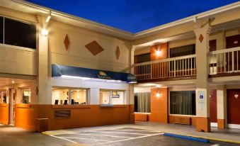Days Inn by Wyndham Jacksonville NC