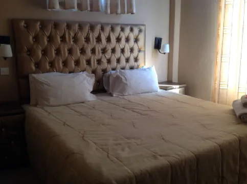 Little Lodge Hotels in 