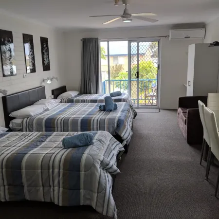 Harrington Village Motel