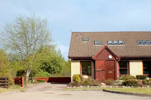 Cairngorm Highland Bungalows Hotels in Aviemore