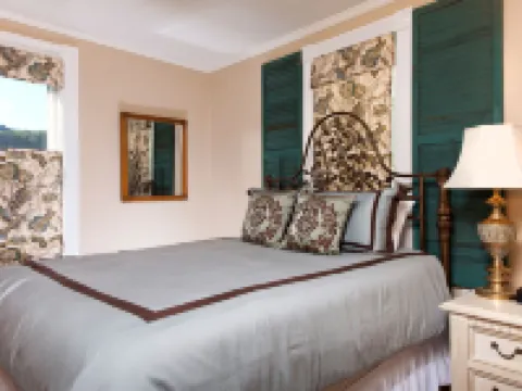 The Guest House Inn on Courthouse Square Hotels in Bluestone River