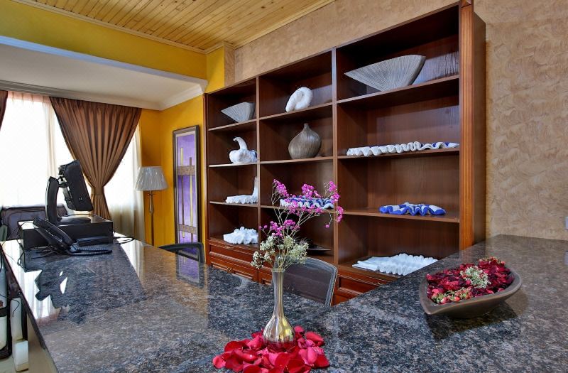 Sapphire Addis photo 3