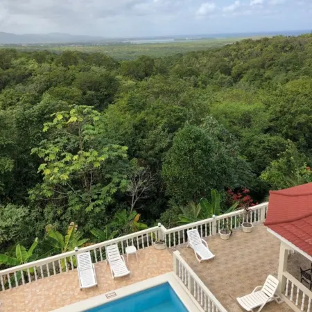 Retreat Guesthouse Luxury Suites