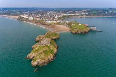 Surroundings Arcadia House - Lovely Apartment Close to Beaches Harbour and Town Centre Photo
