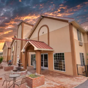 The Monarch Inn