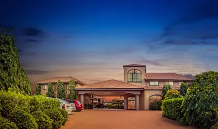 Mackay Resort Motel Отели в г. Маккай