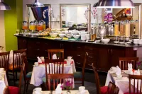 Cape Town Lodge Hotel - Breakfast