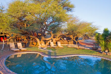 Camelthorn Kalahari Lodge Отели в г. Мариенталь