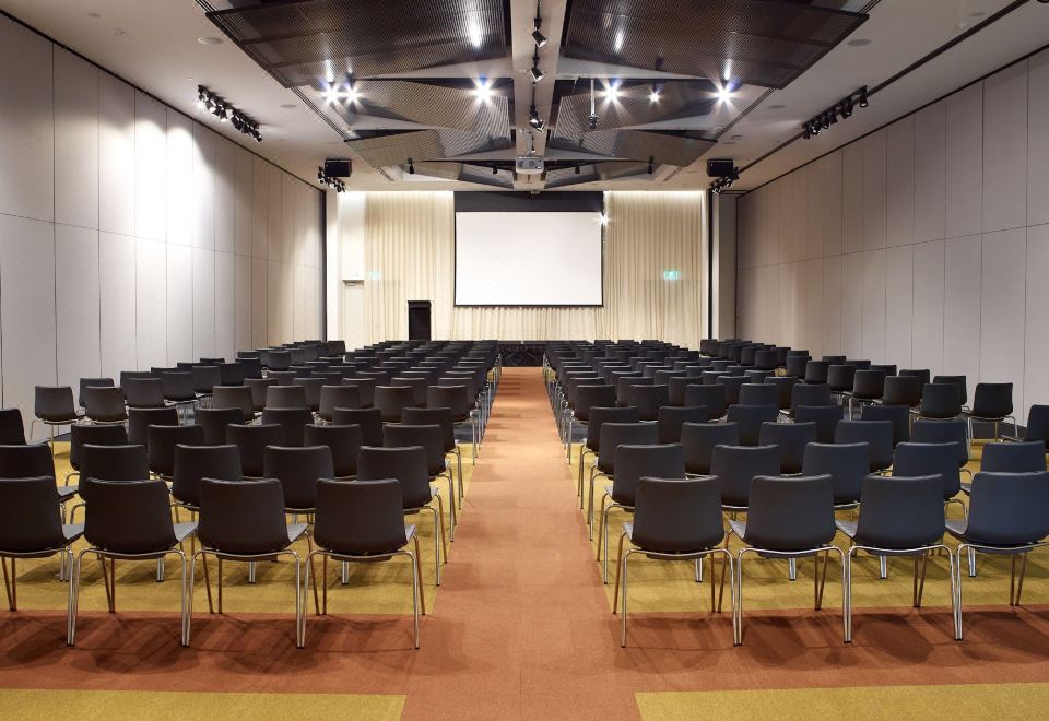 Hyatt Place Melbourne Essendon FieldsOver view