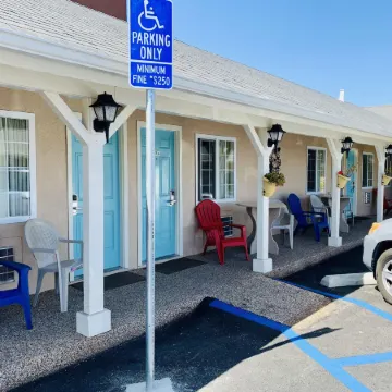 Central Coast Inn- Cayucos