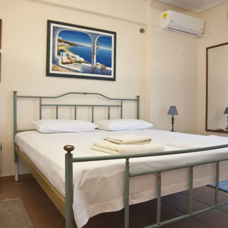 Chalkida Apartments