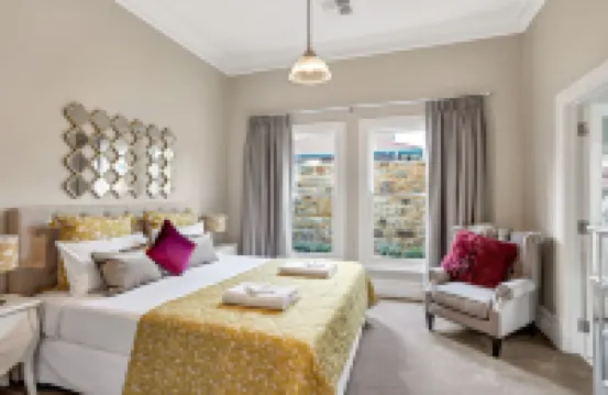 Grandview Accommodation - the Elm Tree Apartments