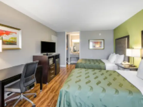 Quality Inn Roanoke Airport Hotels in Roanoke