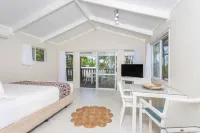 Muri Lagoon View Bungalows - Hillside Bungalow