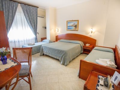Hotel Mediterraneo
