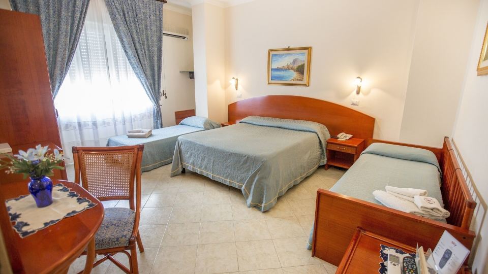 Hotel Mediterraneo