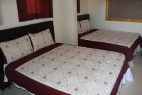 Hotel Luxe Confort Hotels near Delmas