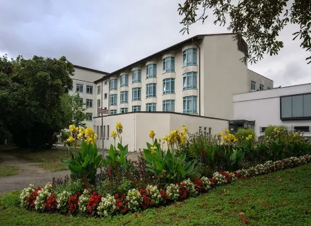 Hotel am Rosengarten Отели в г. Бад Вимпфен