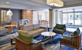 Fairfield Inn & Suites Greensboro Wendover