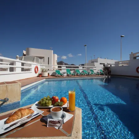 Apartahotel Vistamar San José