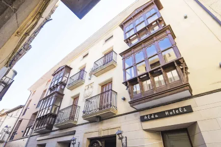 Hotel Alda Castillo de Olite Отели в г. Орисоайн