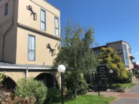 Ambassador Thermal Motel Hotels in 