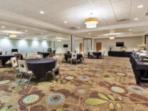 Holiday Inn MORGANTOWN - UNIVERSITY AREA by IHG モーガンタウンのホテル