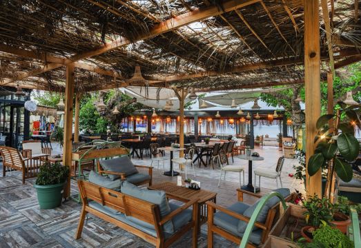 2. 키라즈 비치 오..