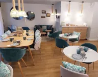 Séjours & Affaires la Rochelle les Minimes - Kitchens