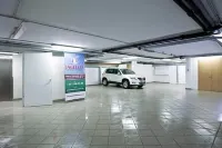 Jagelló Business Hotel - parking