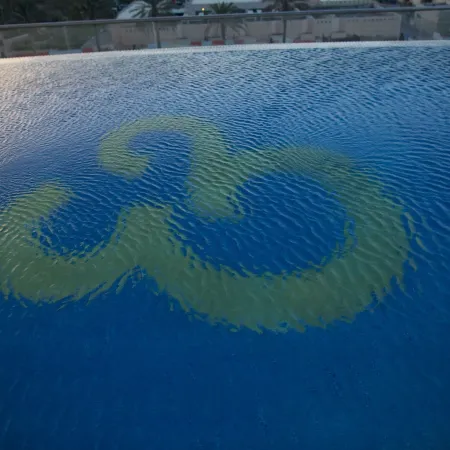 Tamani Marina Hotel & Apartments