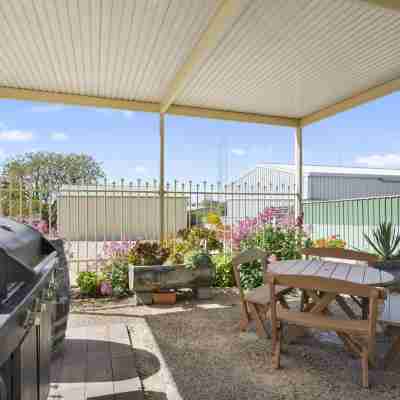 Moonta Bay Accommodation Hotel Exterior