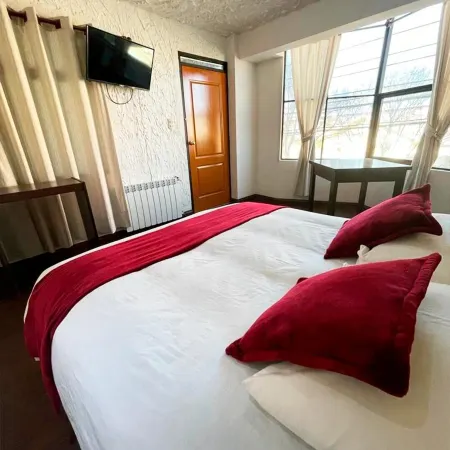 KW Hotel Отели в г. Уюни