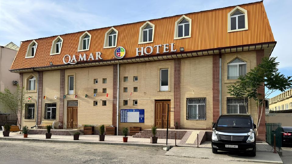 Qamar Hotel
