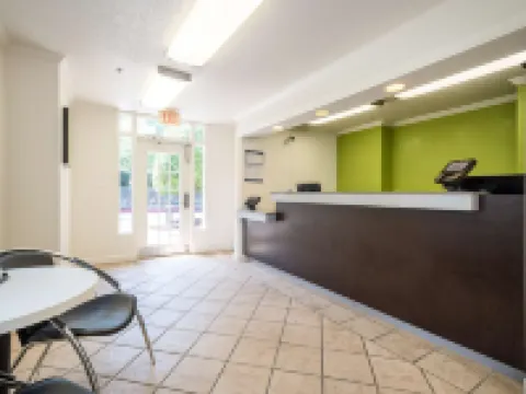 Studio 6 Extended Stay - Duluth, GA - Atlanta - Gwinnett Place Hotels in Duluth