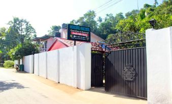 Sooriya Sewana Guest House