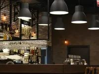 Azul Hotel & Restaurant Partizánske - Quầy bar