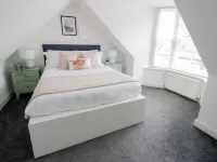 Coorie by the Coast, Direct Beach Access Getaway - Arbroath Hotels in Arbroath