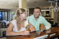 Coral Cay Resort - bar