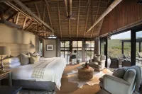 Kwandwe Private Game Reserve - Great Fish River Lodge