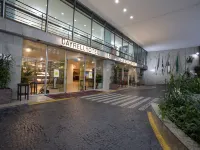 Dayrell Hotel e Centro de Convenções Hotels near Savassi