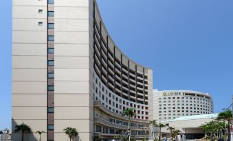 Loisir Spa Tower Naha