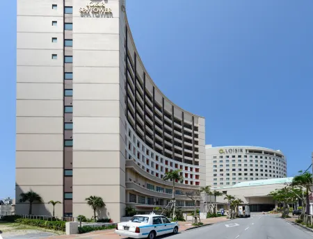 Loisir Spa Tower Naha Отели рядом с достопримечательностью «Shuri Ryusen»