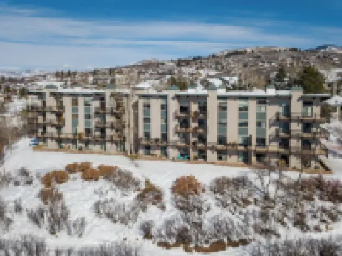 Steamboat Mountain Condoski in/Ski Out, Great Biking/Amenities/Location/Access