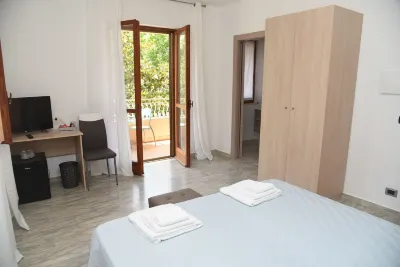 La Porta del Mare Hotels in Plataci
