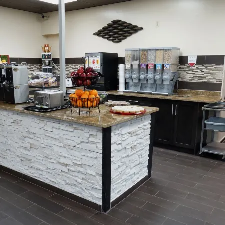 Ramada by Wyndham Medicine Hat
