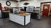 Ramada by Wyndham Medicine Hat - parking
