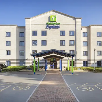 Holiday Inn Express POOLE by IHG