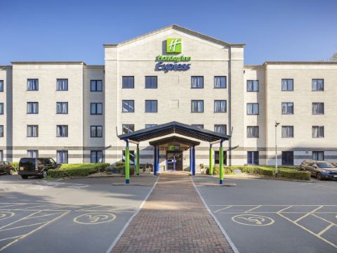 Holiday Inn Express POOLE by IHG